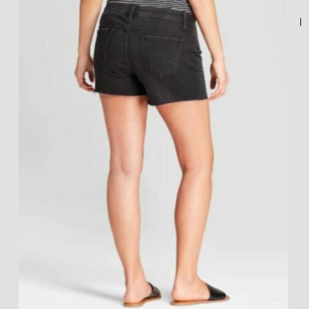 Isabel Maternity Inset Panel Midi Jean Shorts - Picture 2 of 6